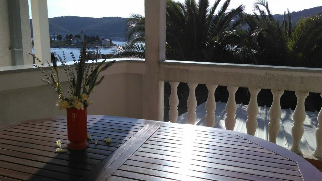Blu Apartment — Sea view, huge terrace, 4+1